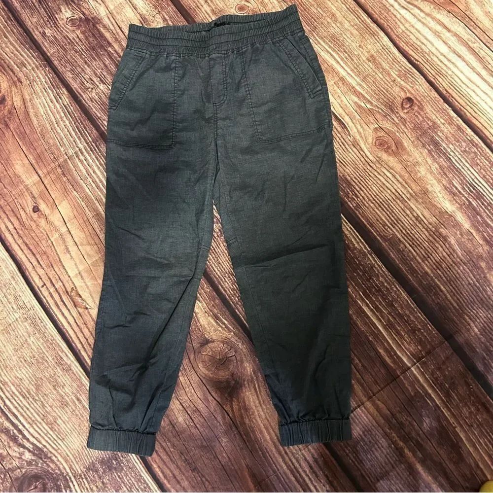 Women’s PrAna Grey / Charcoal Pant Size Medium